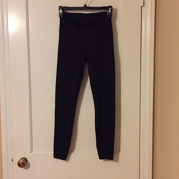 NWOT Yogalicious Lux high waisted ankle leggings - Picture 2 of 6